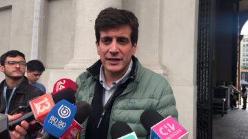 13102608 DIPUTADO SCHALPER (RN) POR CRECIMIENTO ECONÓMICO Y 18-O 01